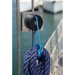 Support de hauban pour cordage avec RopeFix