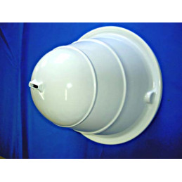 Capot inférieur pour bouée